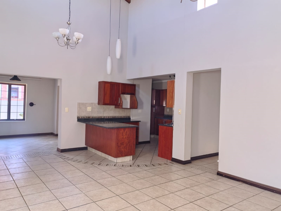 To Let 3 Bedroom Property for Rent in Waterval East North West